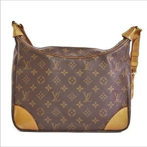 LOUIS VUITTON  Monogram Boulogne 30 Shoulder Bag